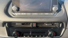 Nissan Qashqai 1.3 DiG-T MH Acenta Premium 5dr Petrol Hatchback